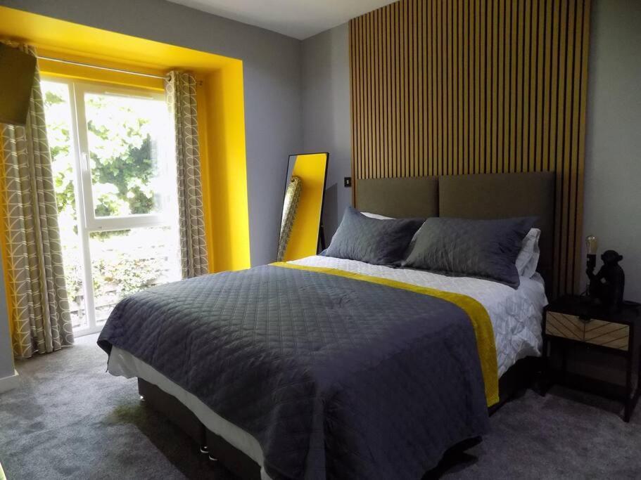 2 Bedroom Luxury City Centre Apt Линкольн Экстерьер фото